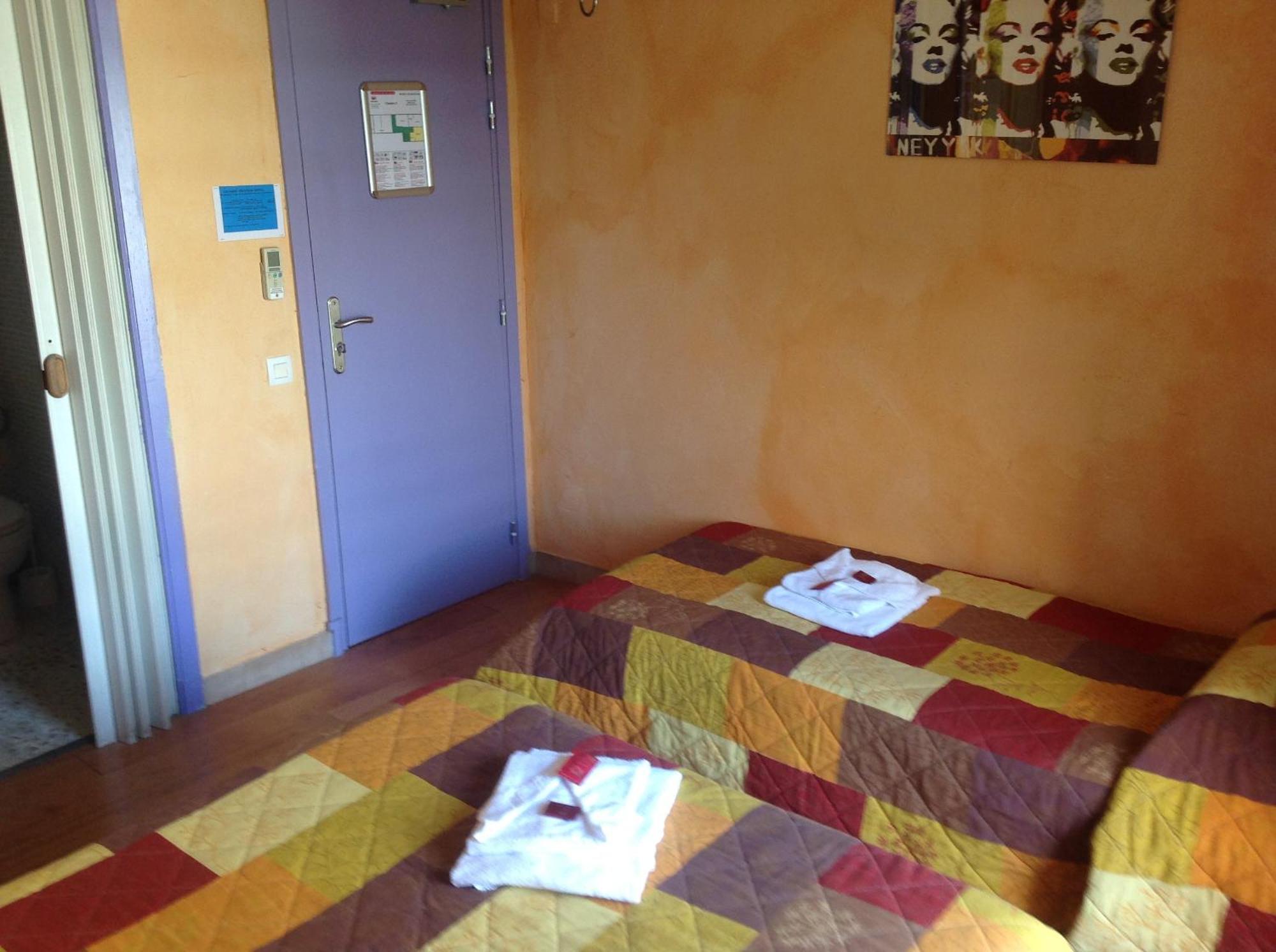 Boutique Hotel Couleurs Suds Cannes Habitación foto